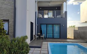 Beautiful House With Private Pool In Mauritius